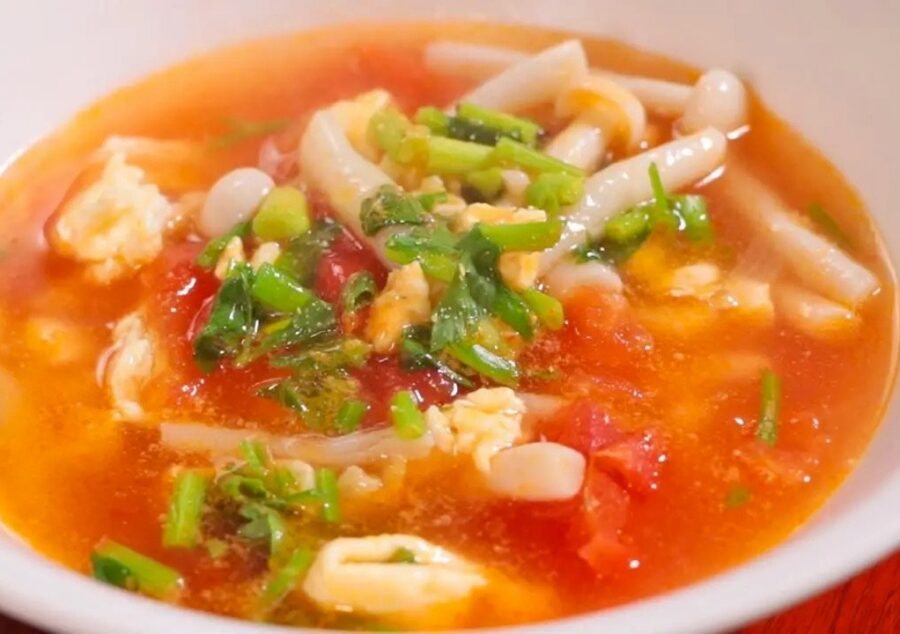 canh nấm đậu phụ cà chua